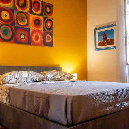 Yellow Pop Apartment - Design e Colore a Roma-3